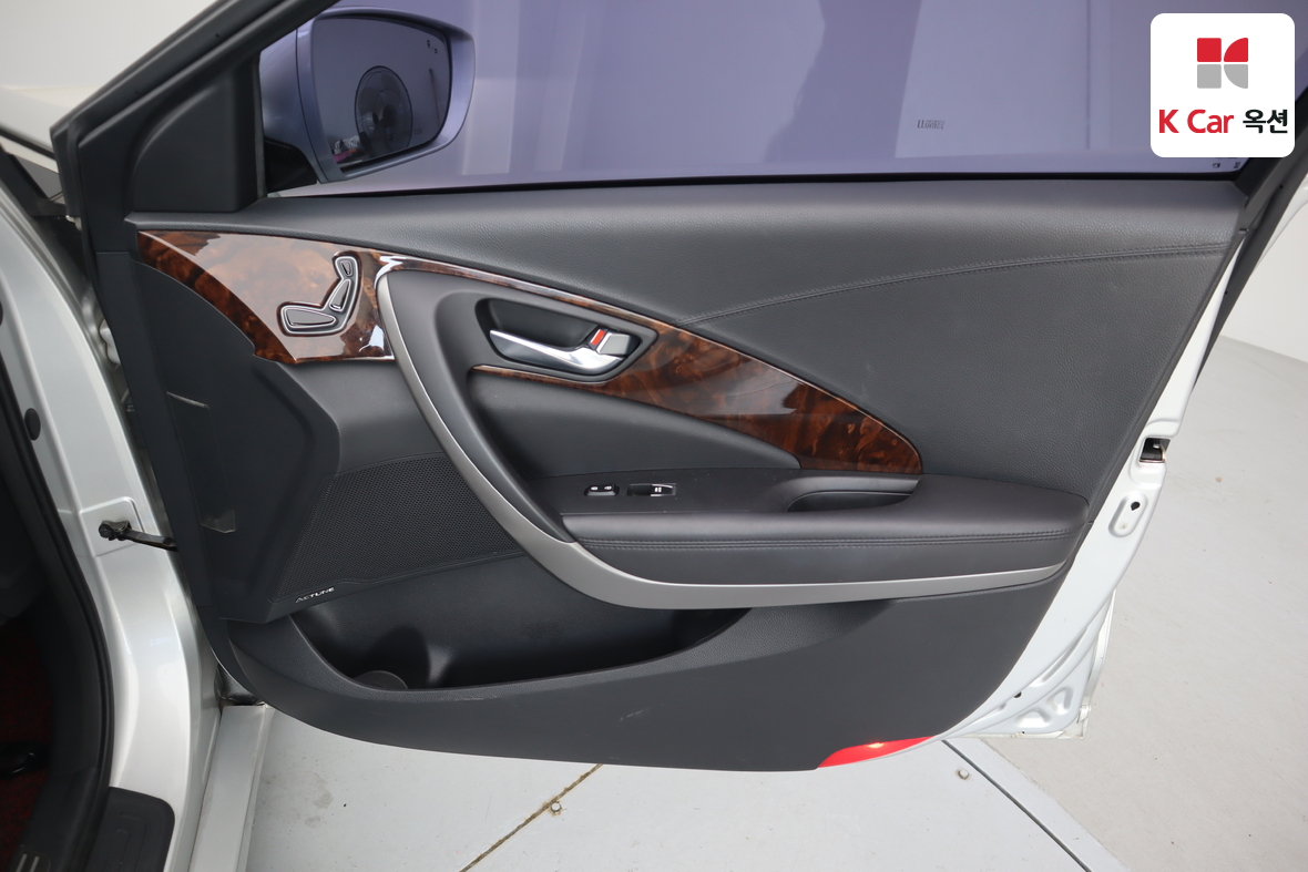 Hyundai Aslan 2015 - Image 29