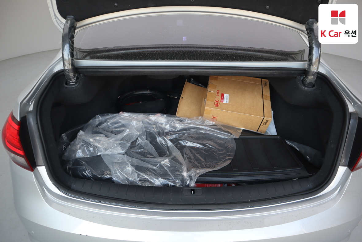 Hyundai Aslan 2015 - Image 26