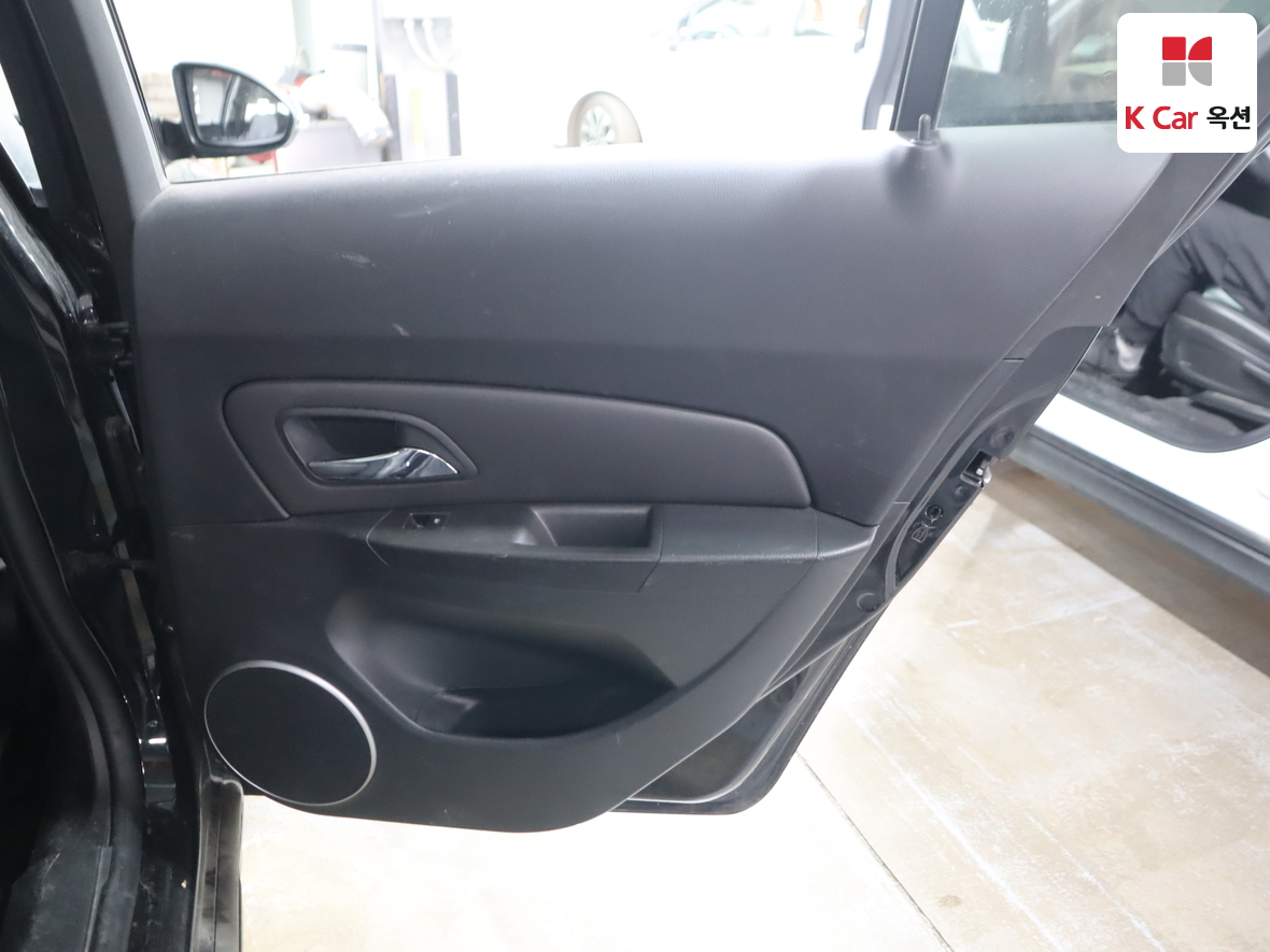 جنرال موتورز كوريا كروز 2016 - صورة 28