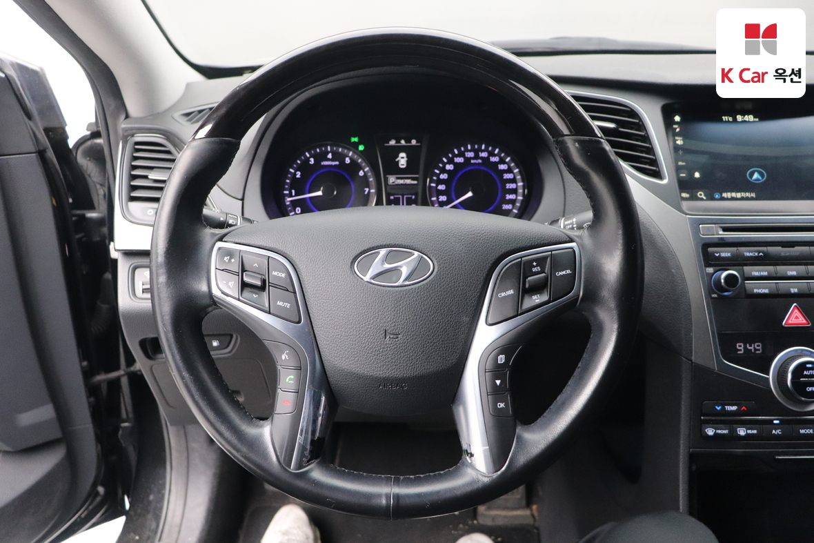 هيونداي أزيرا 2015 - صورة 10