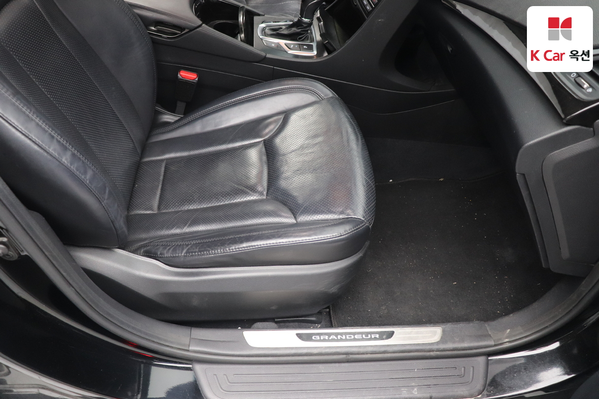 هيونداي أزيرا 2015 - صورة 28