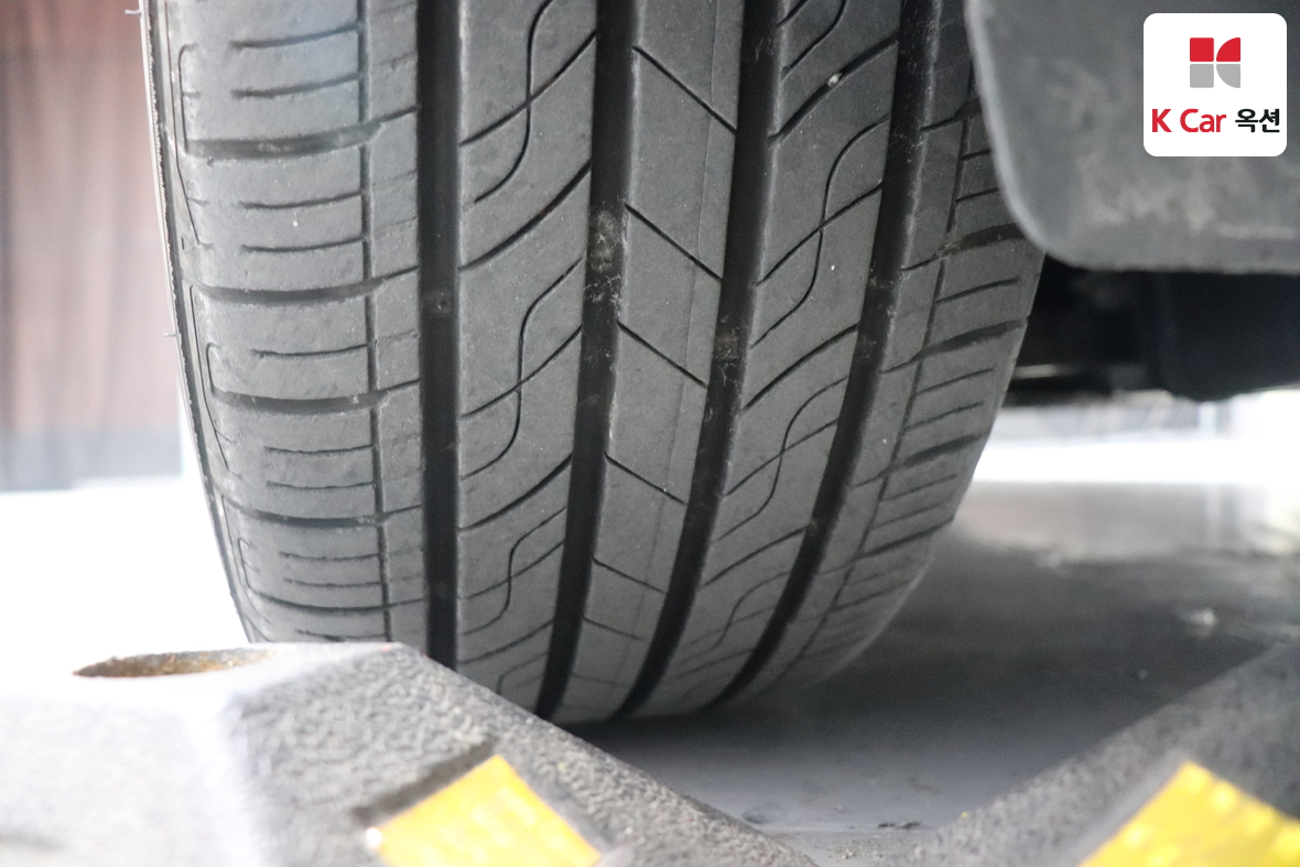 هيونداي أزيرا 2015 - صورة 30