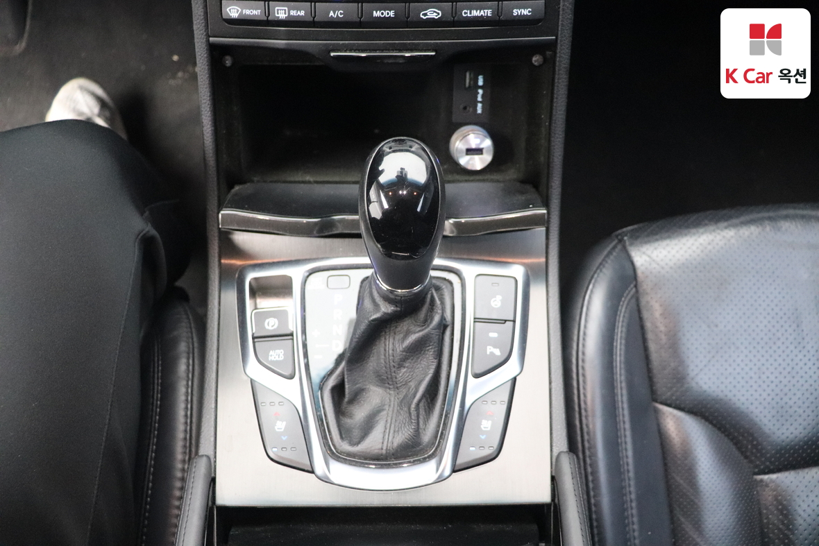 هيونداي أزيرا 2015 - صورة 15