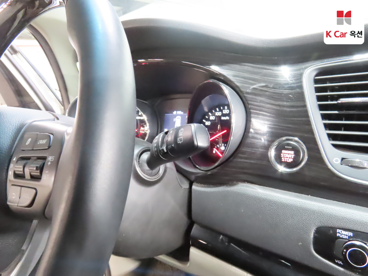 Kia New Carnival 2020 - Image 11