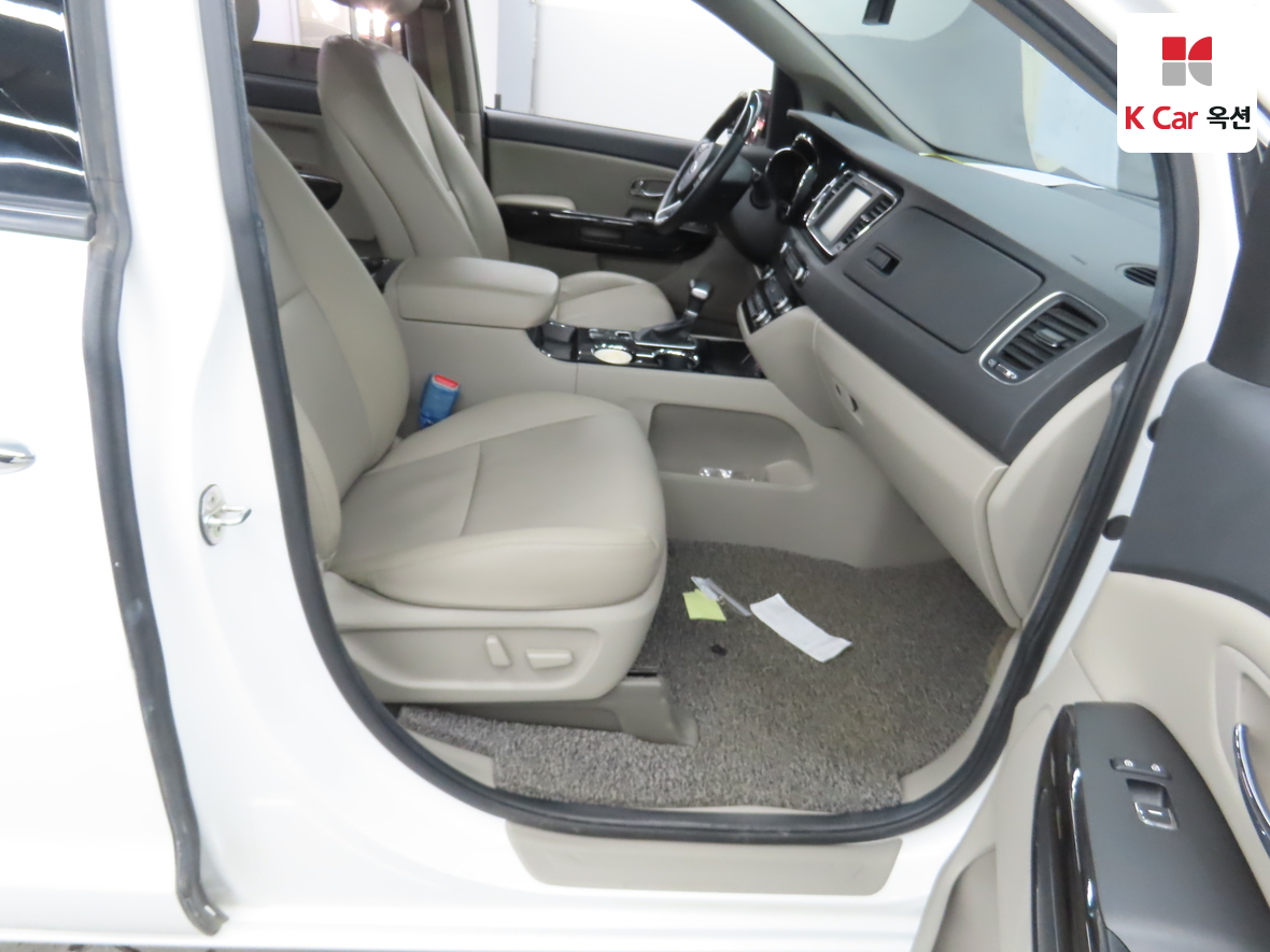 Kia New Carnival 2020 - Image 29