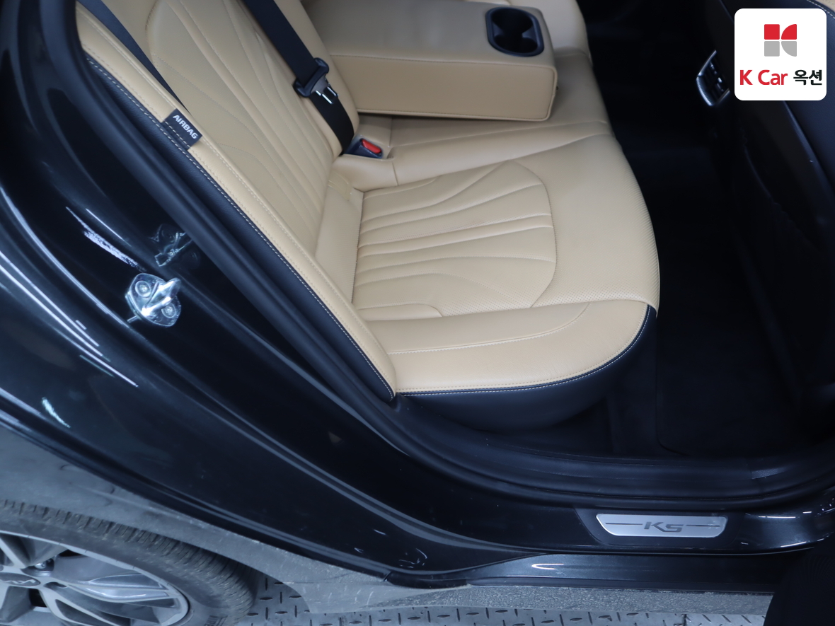 Kia K5 2022 - Image 28