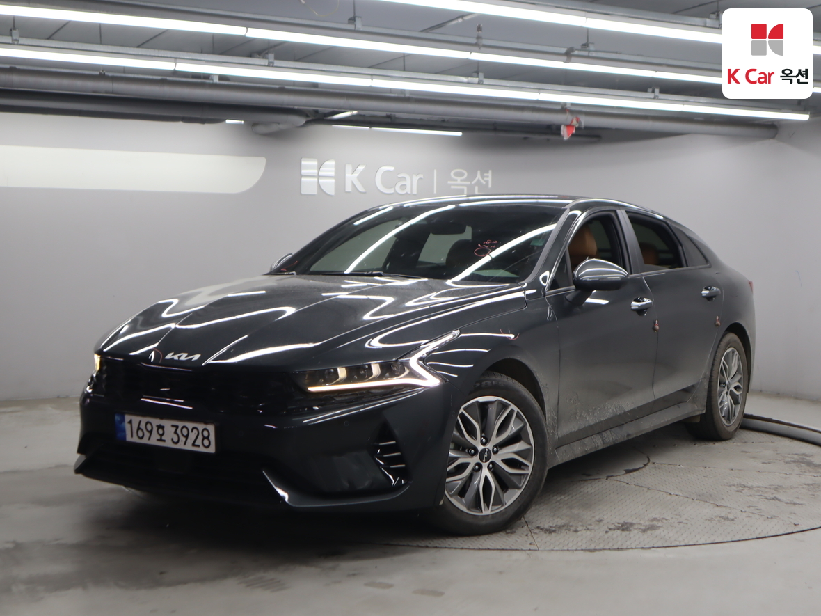 Kia K5 2022 - Image 1