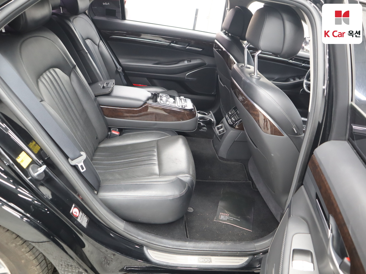 Hyundai Genesis EQ900 2016 - Image 30