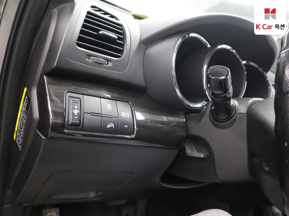 كيا سورينتو 2011 - صورة 9