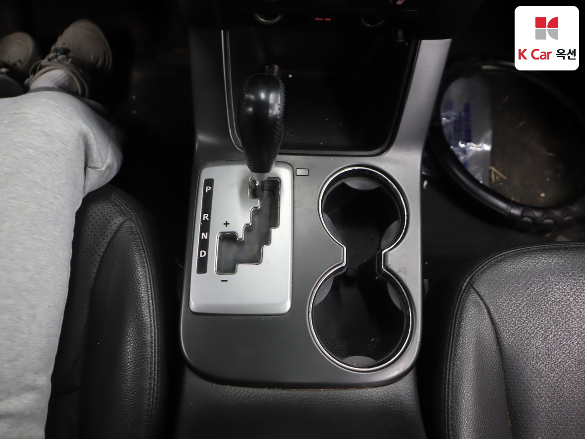 كيا سورينتو 2011 - صورة 17