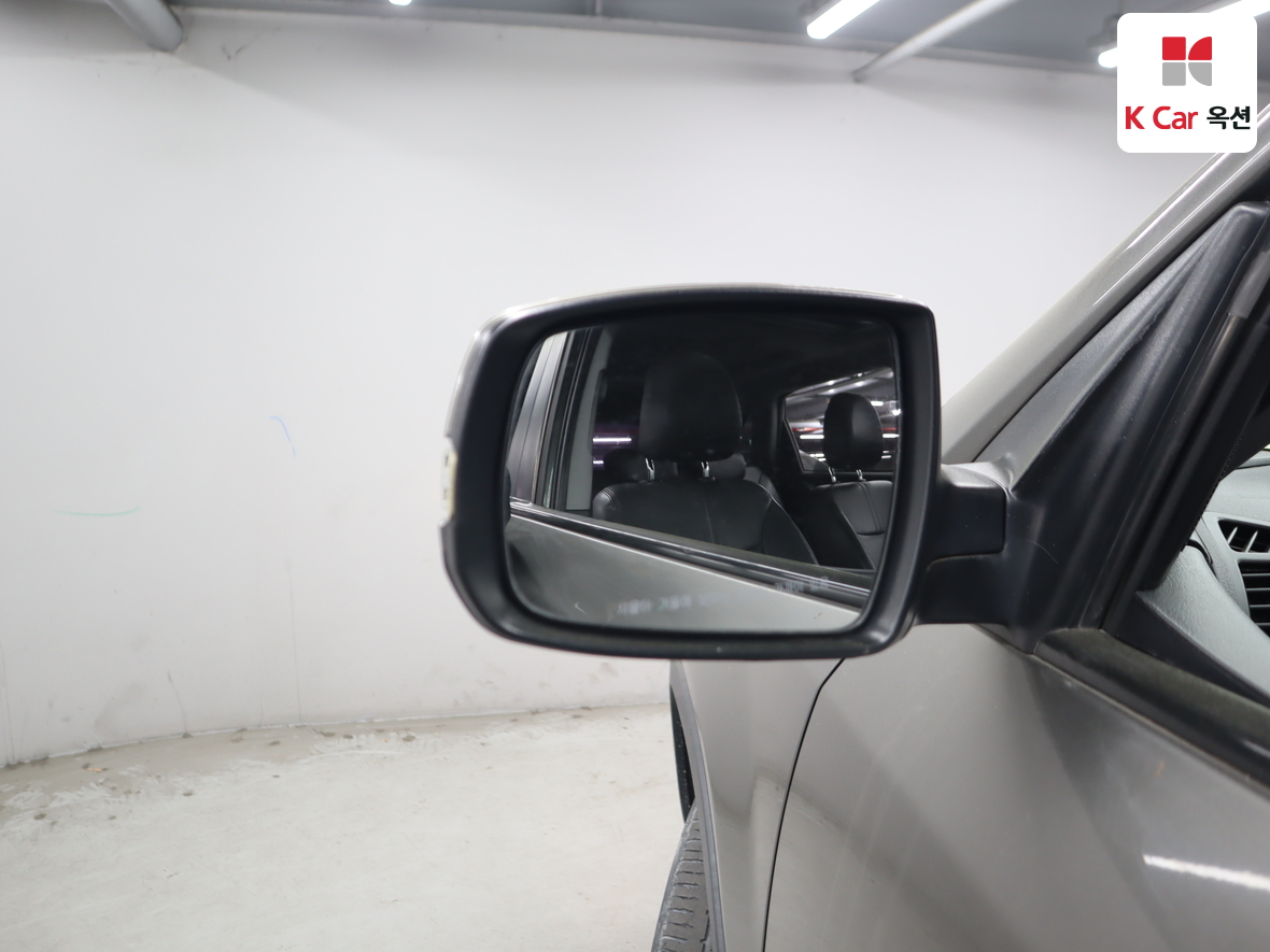 كيا سورينتو 2011 - صورة 25