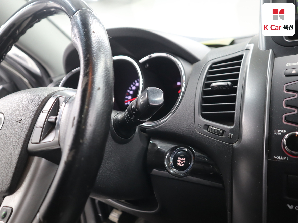 كيا سورينتو 2011 - صورة 11