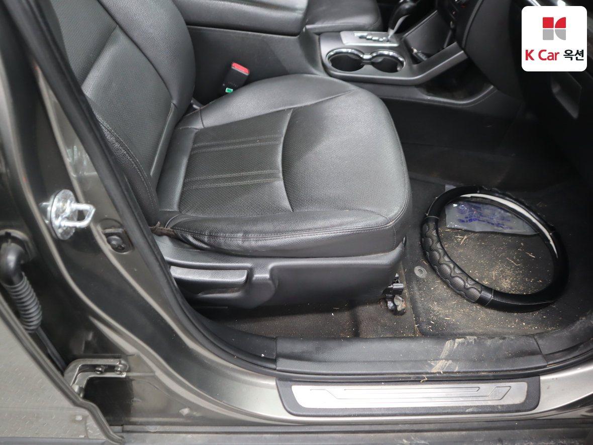 كيا سورينتو 2011 - صورة 35