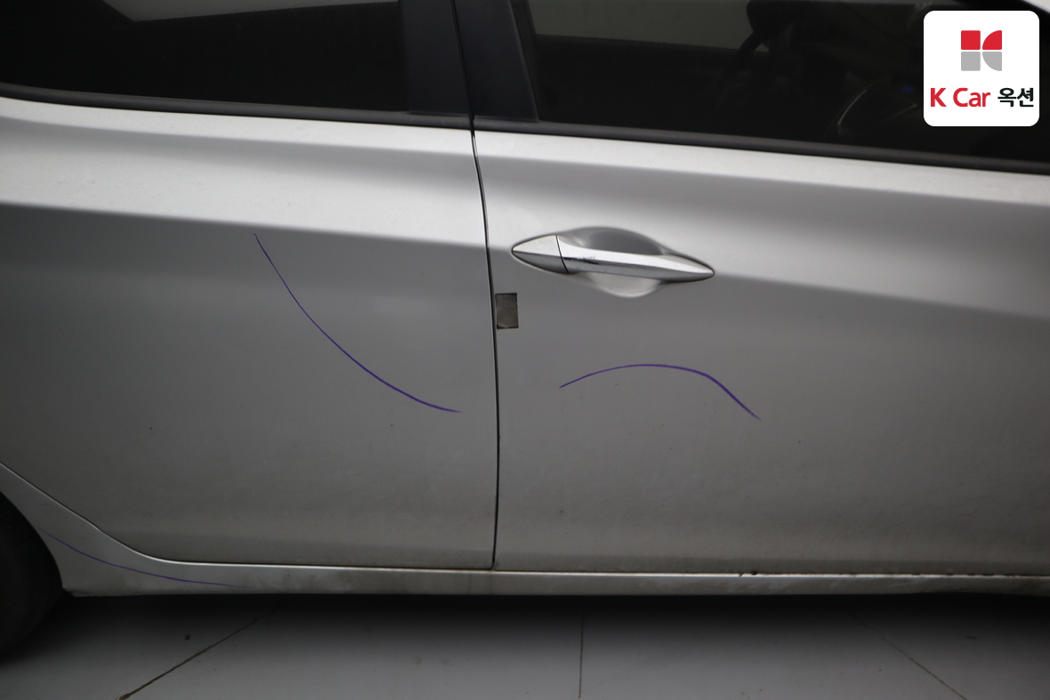 Hyundai Elantra 2012 - Image 34