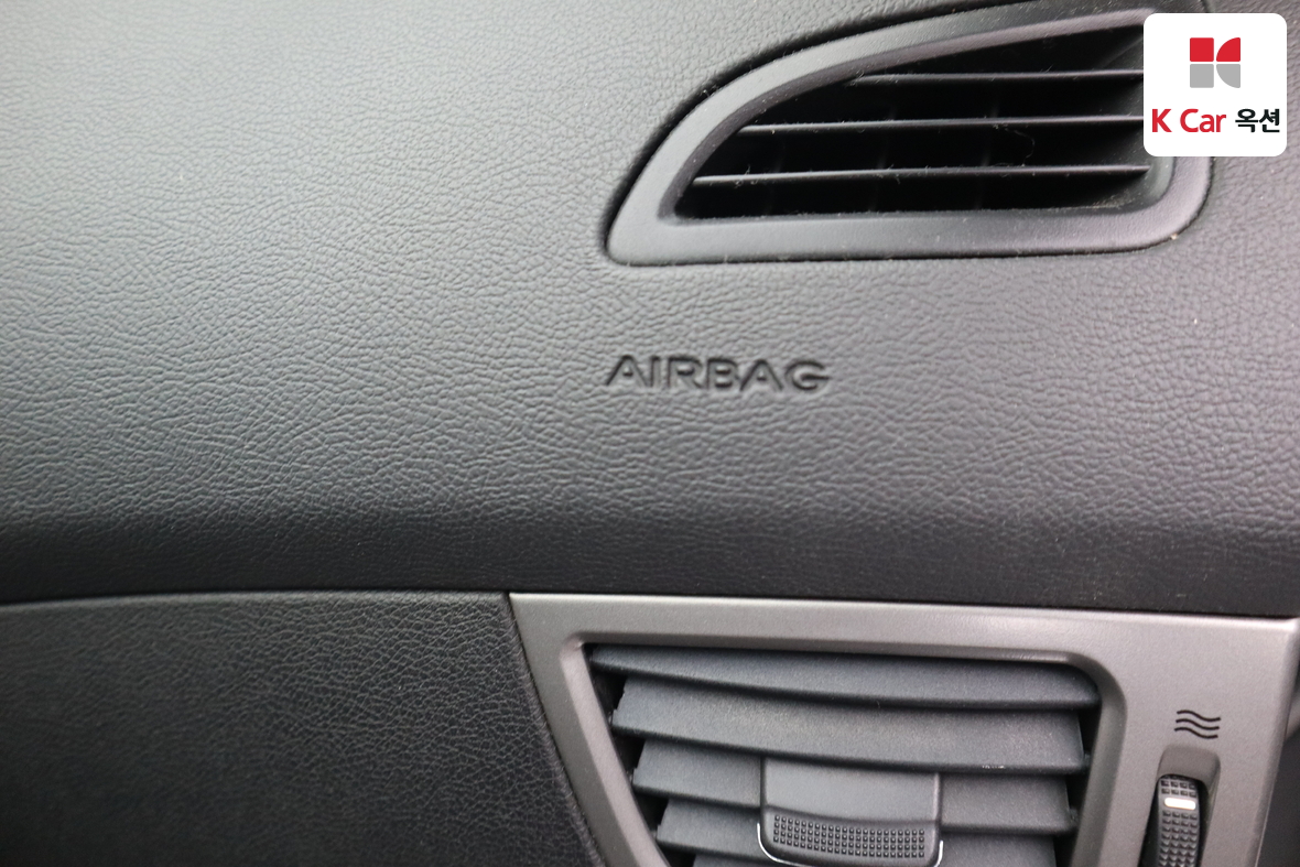 Hyundai Elantra 2012 - Image 28