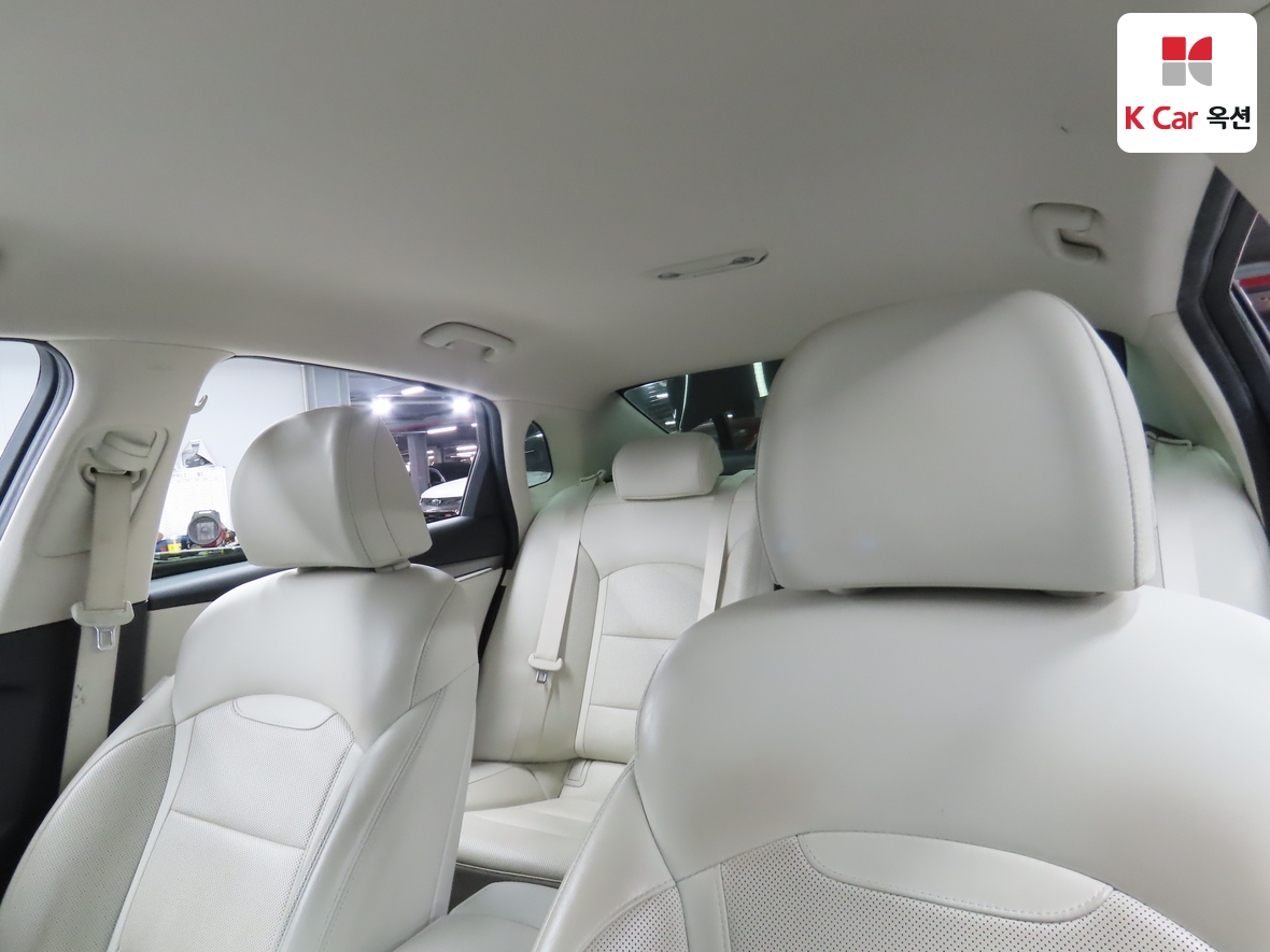 Hyundai Grandeur - 20