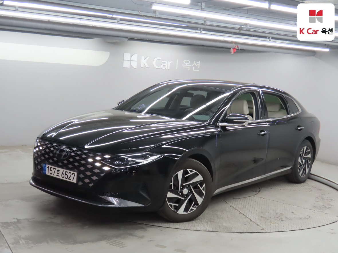 Hyundai Grandeur - 1