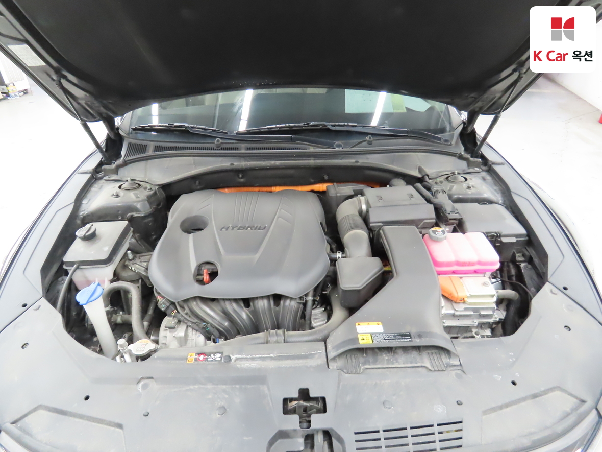 Hyundai Grandeur - 34