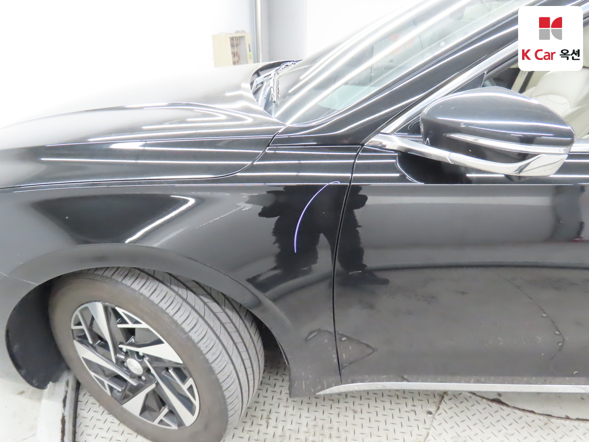 Hyundai Grandeur - 37