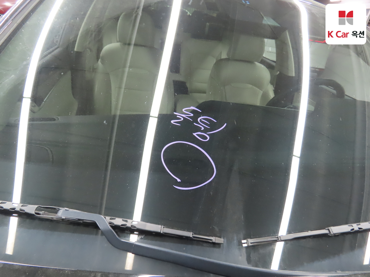 Hyundai Grandeur - 35