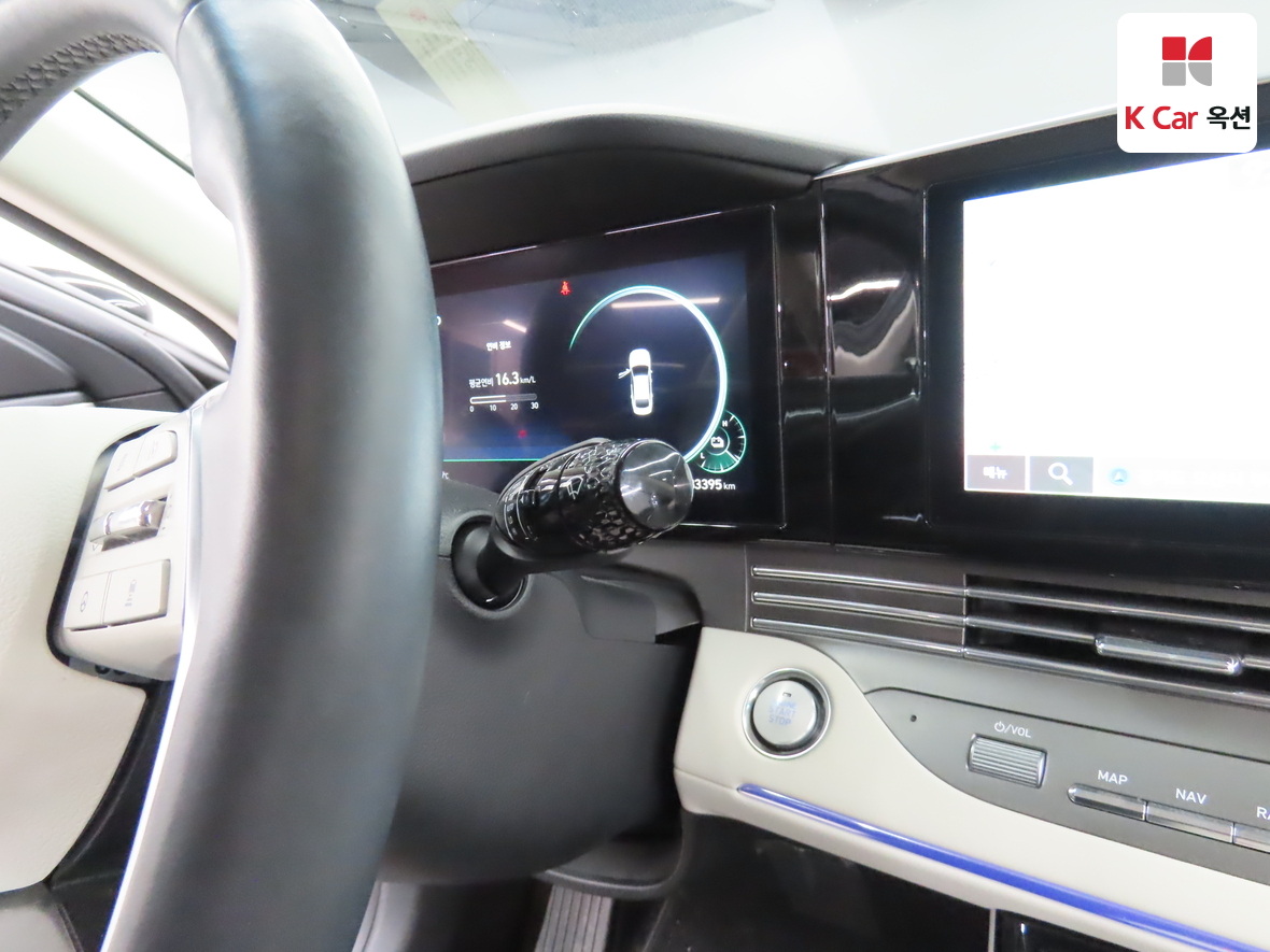 Hyundai Grandeur - 11