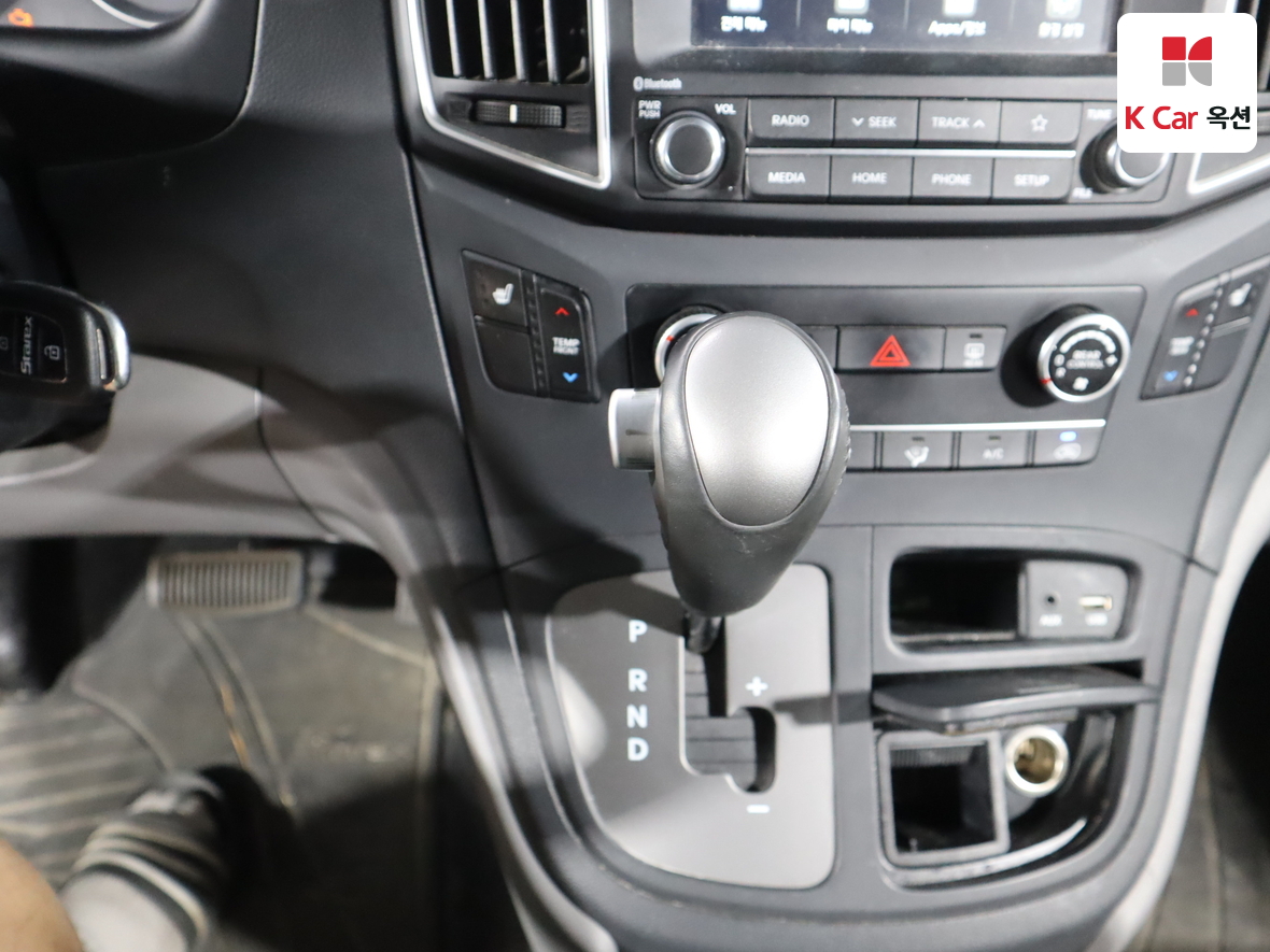 Hyundai Grand Starex 2020 - Image 16