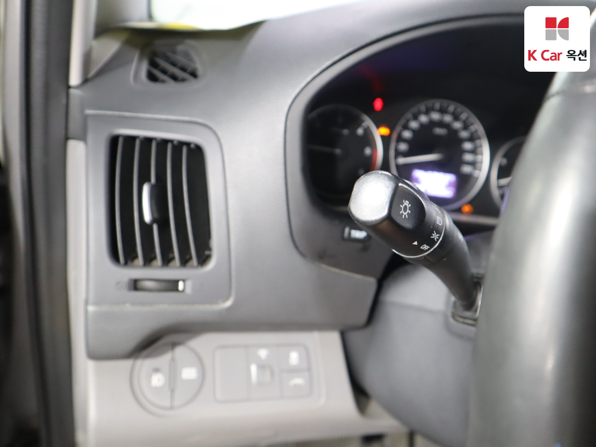 Hyundai Grand Starex 2020 - Image 9