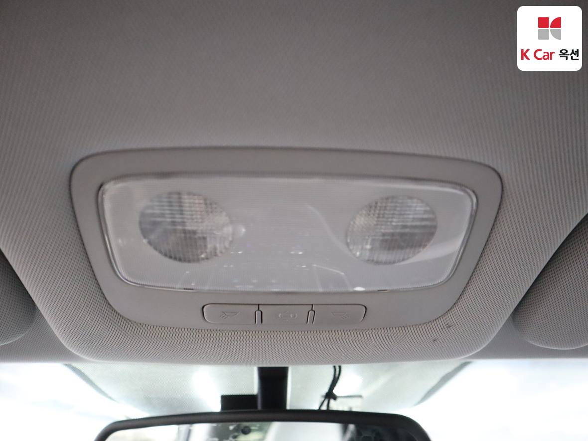 Hyundai Grand Starex 2020 - Image 12