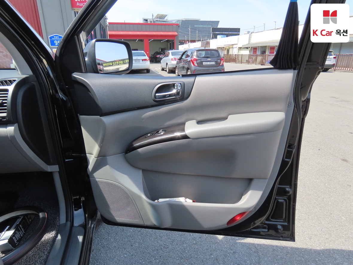 Kia Carnival 2011 - Image 27