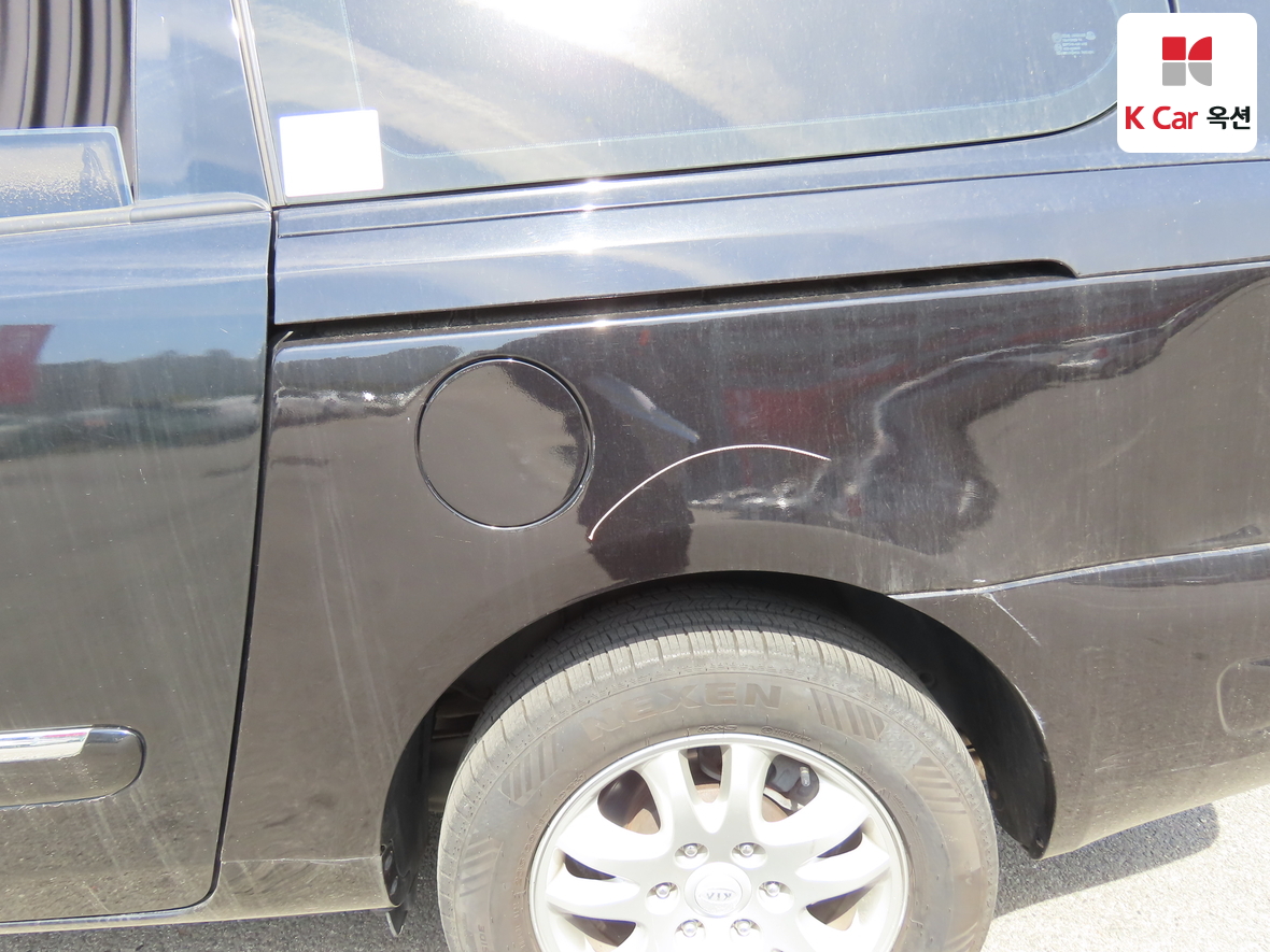 Kia Carnival 2011 - Image 36