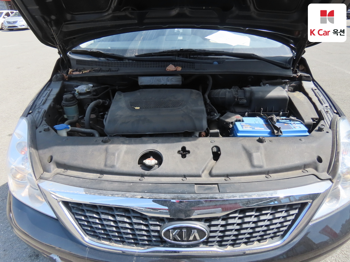 Kia Carnival 2011 - Image 31