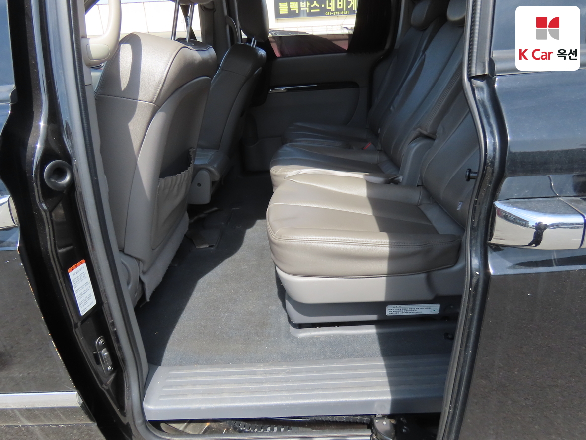 Kia Carnival 2011 - Image 22