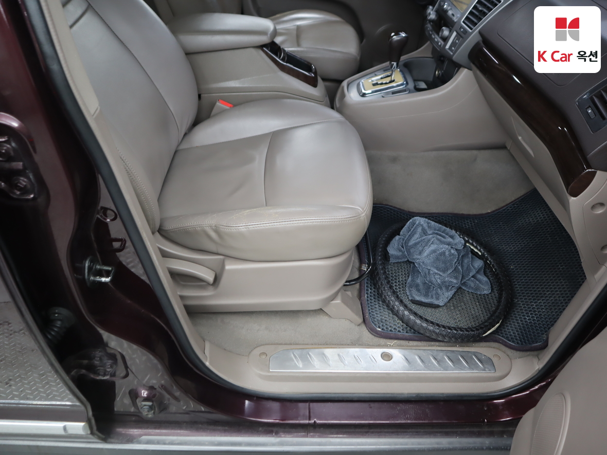 KG Mobility Korando Turismo - 34