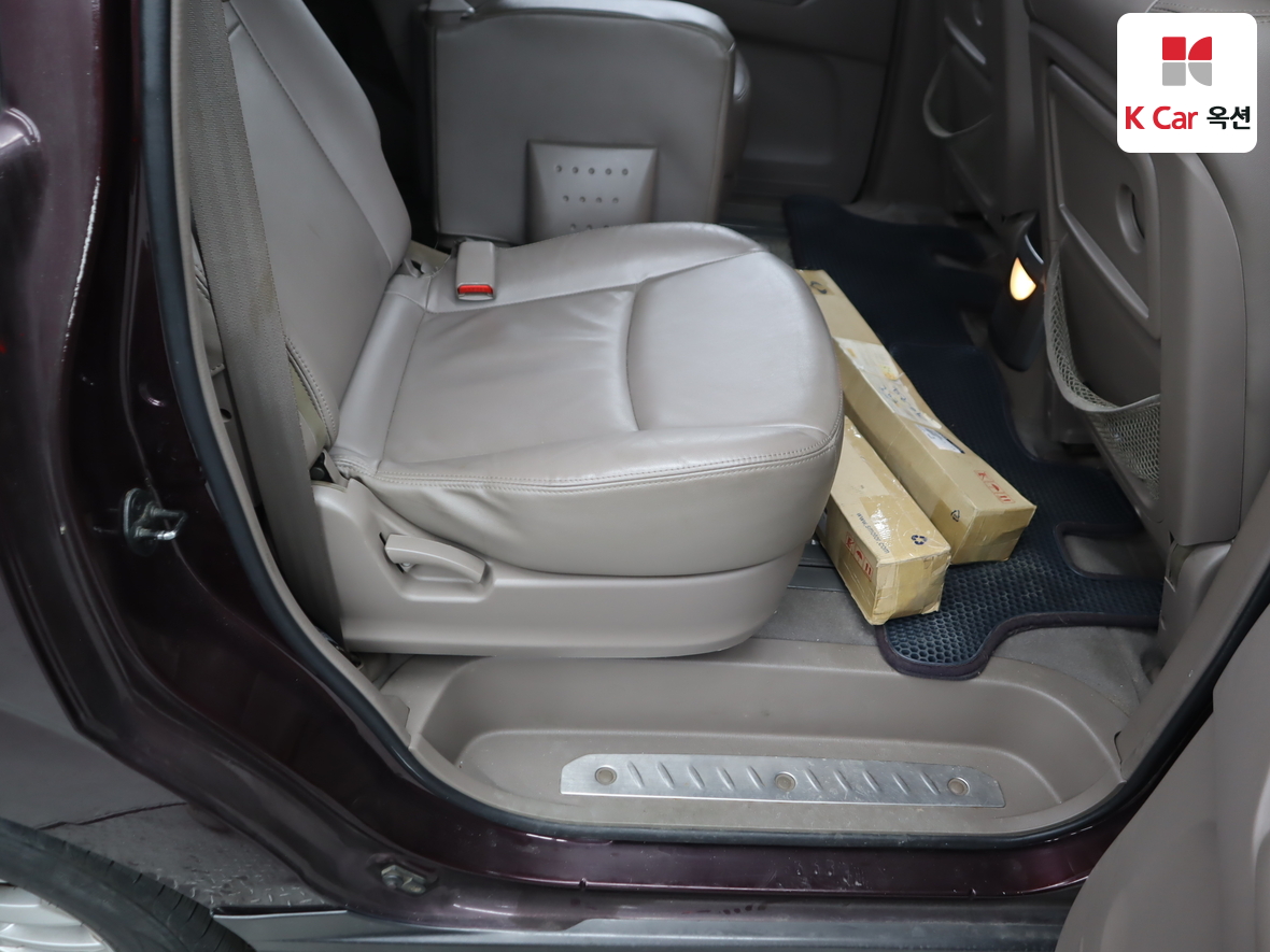 KG Mobility Korando Turismo - 32