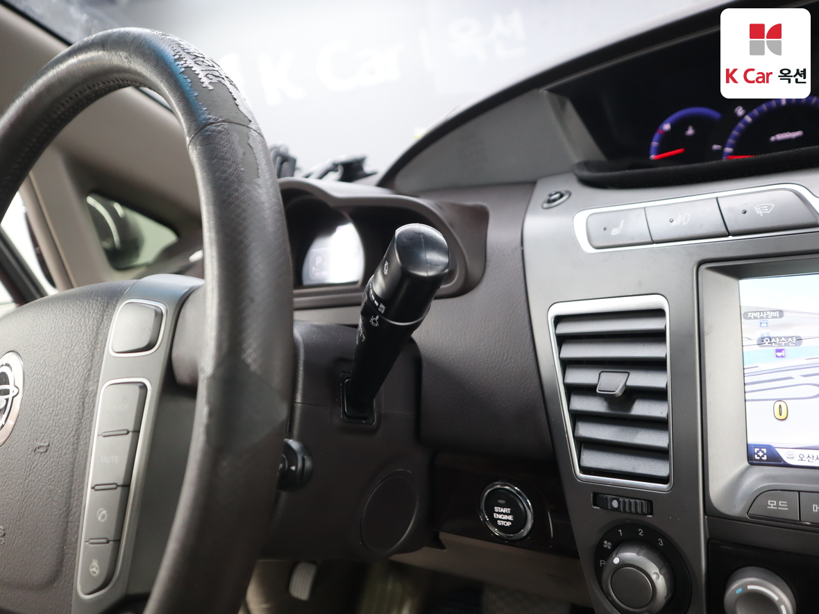 KG Mobility Korando Turismo - 11