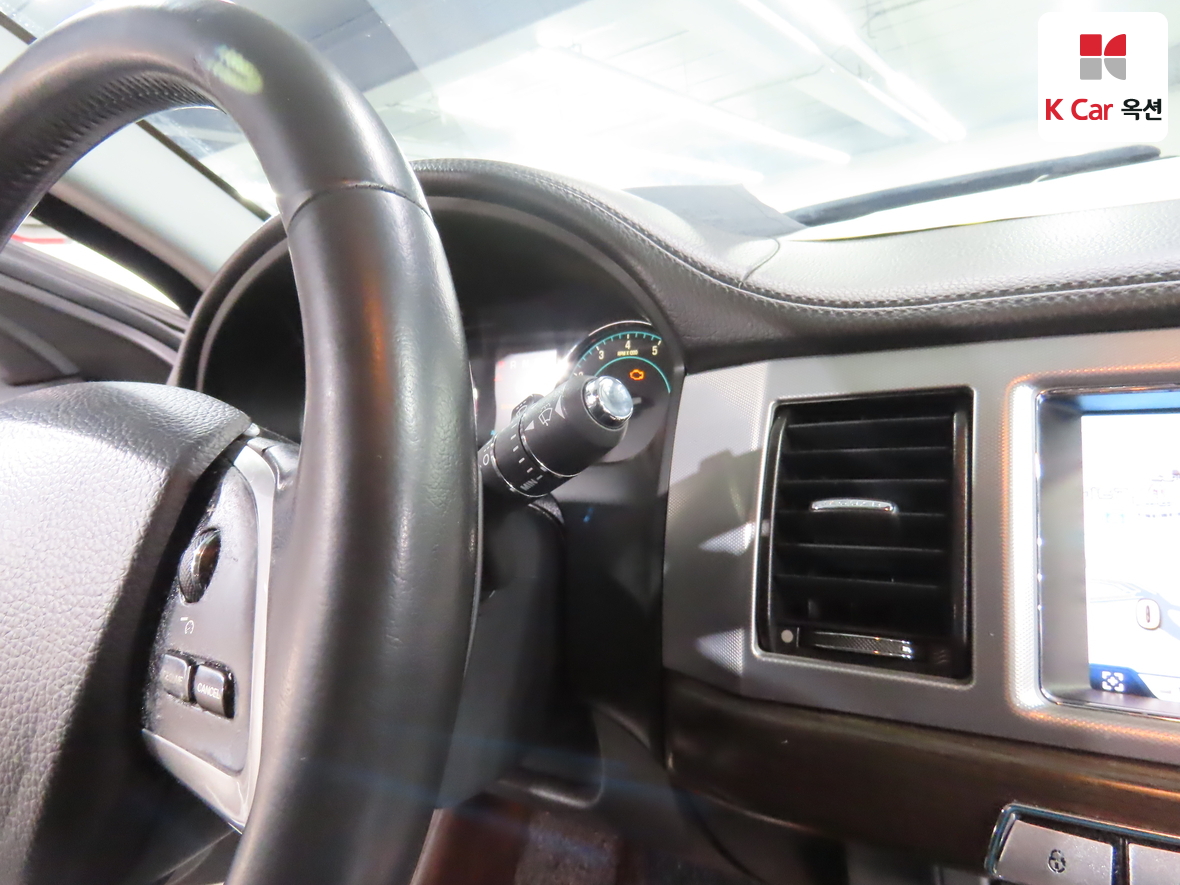 Jaguar Jaguar 2014 - Image 11