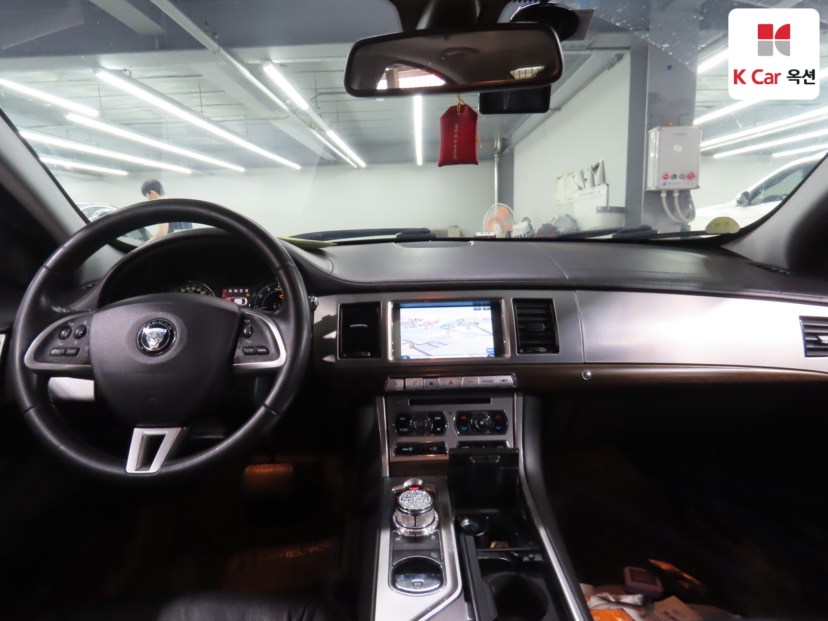 Jaguar Jaguar 2014 - Image 3