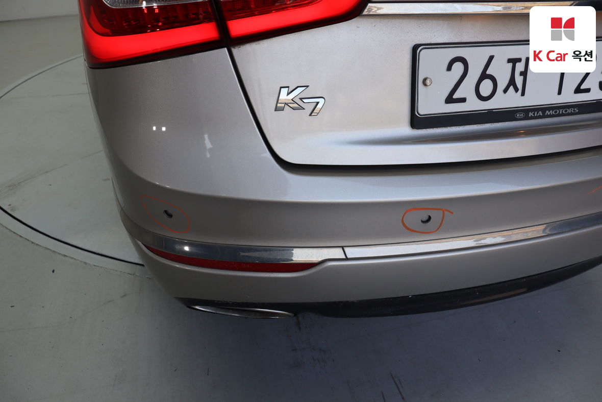 Kia K7 2013 - Image 43