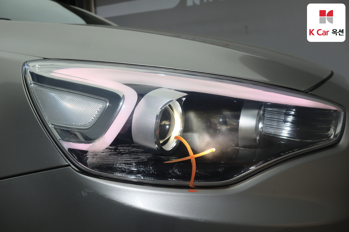 Kia K7 2013 - Image 52