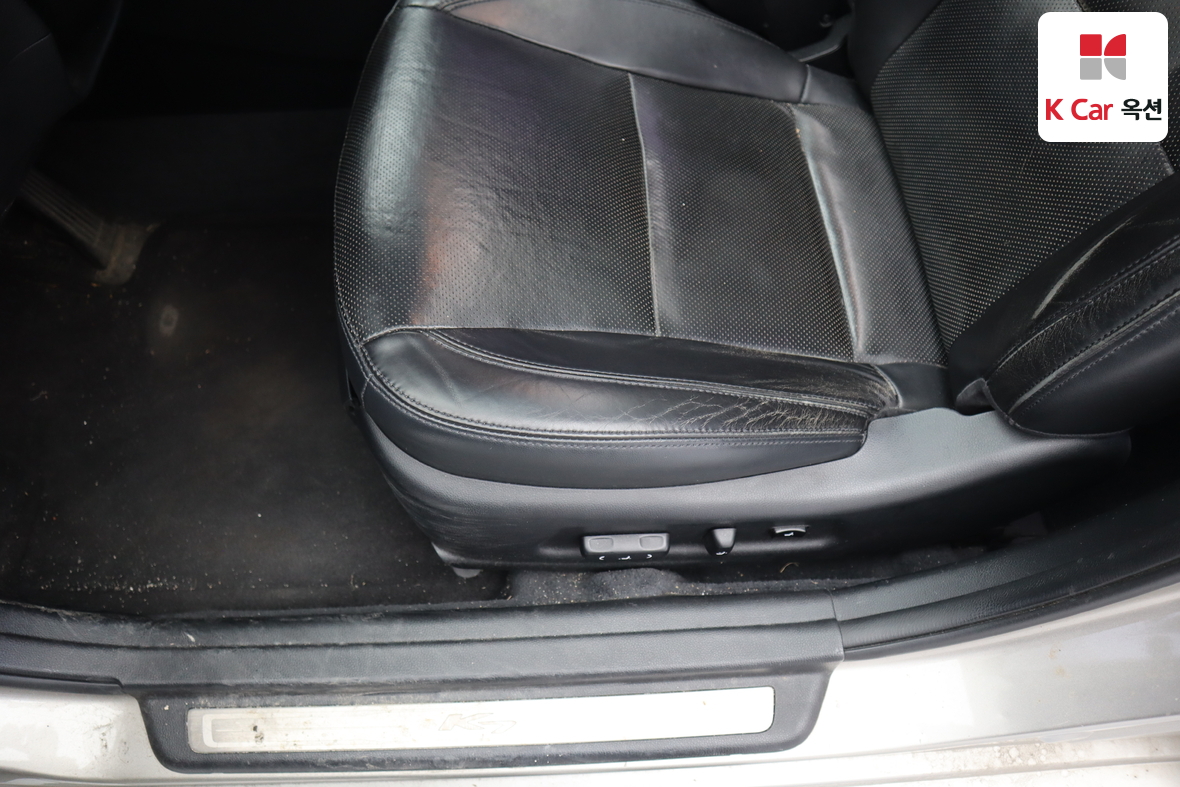 Kia K7 2013 - Image 20