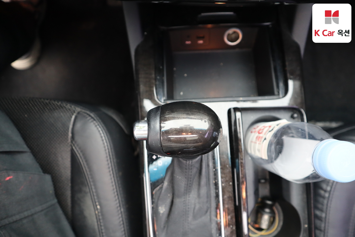 Kia K7 2013 - Image 16