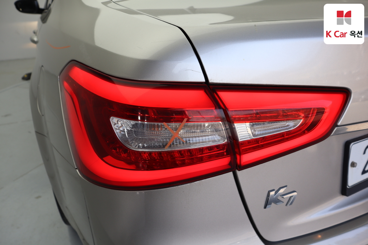 Kia K7 2013 - Image 42