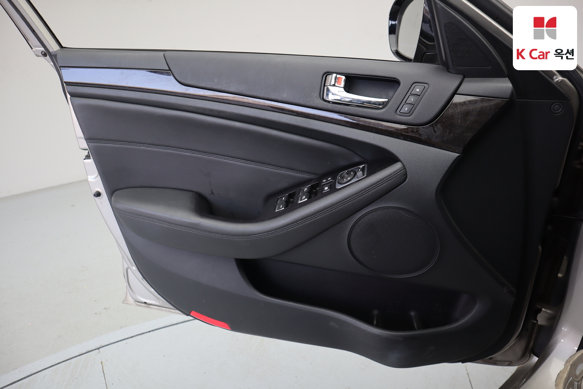 Kia K7 2013 - Image 8