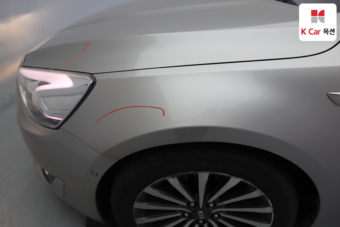 Kia K7 2013 - Image 38