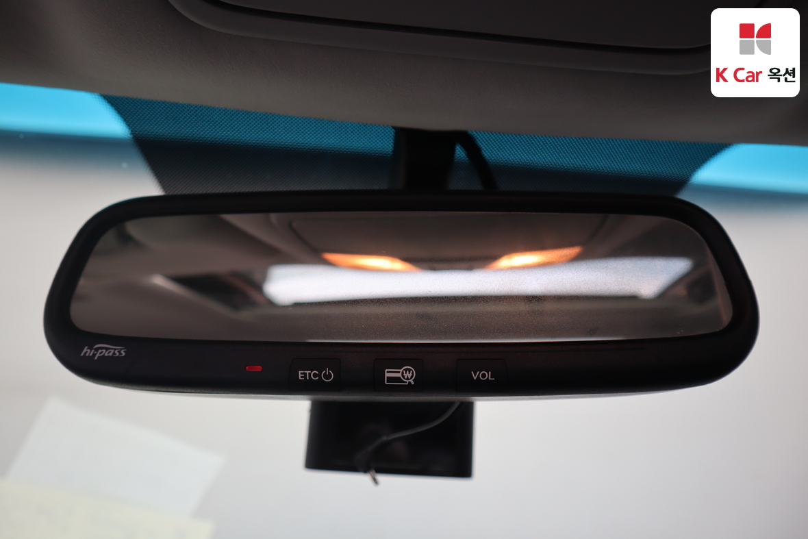 Kia K7 2013 - Image 12