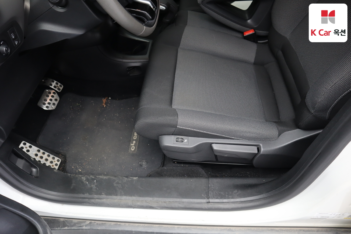 Citroen Citroen 2018 - Image 18