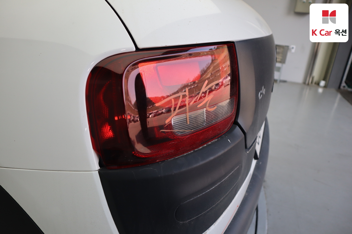 Citroen Citroen 2018 - Image 38