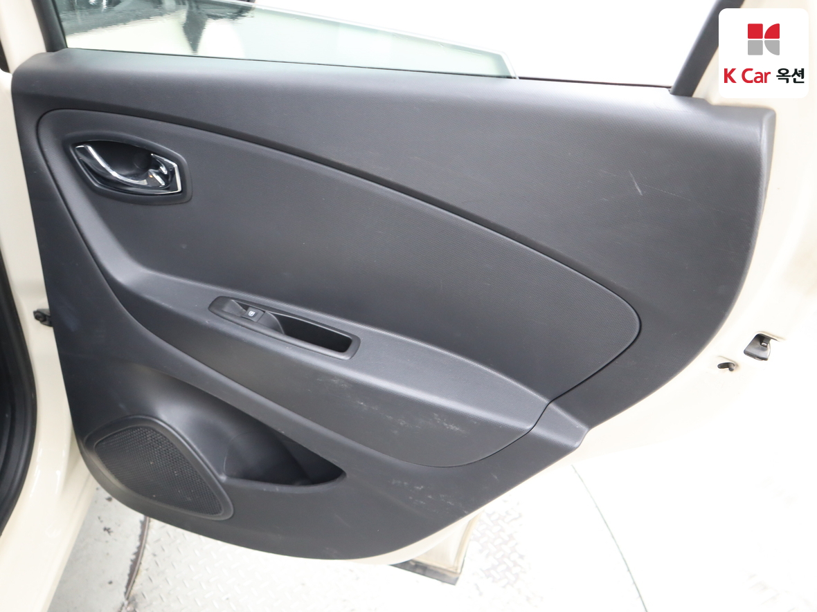 Renault Samsung QM3 2015 - Image 26