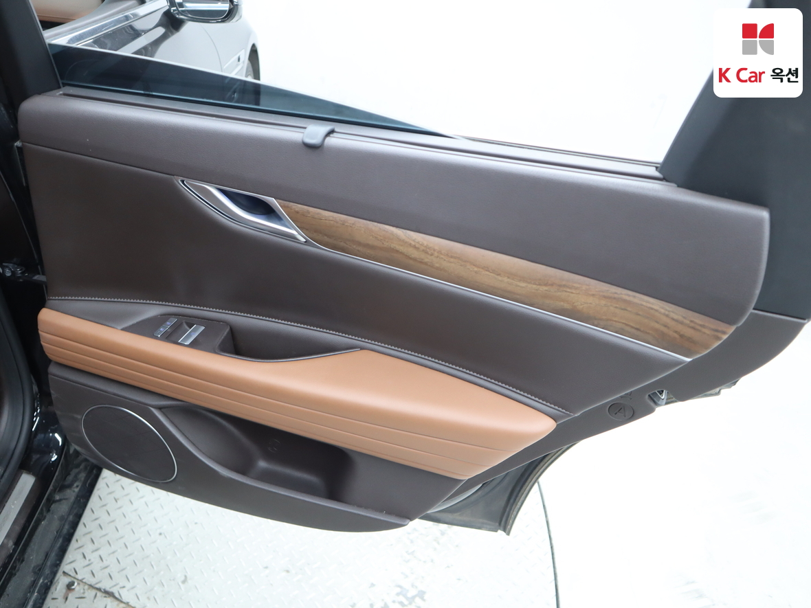 جينيسيس G80 2022 - صورة 26