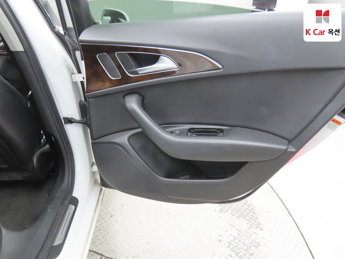 아우디 A6 2015 - 이미지 28